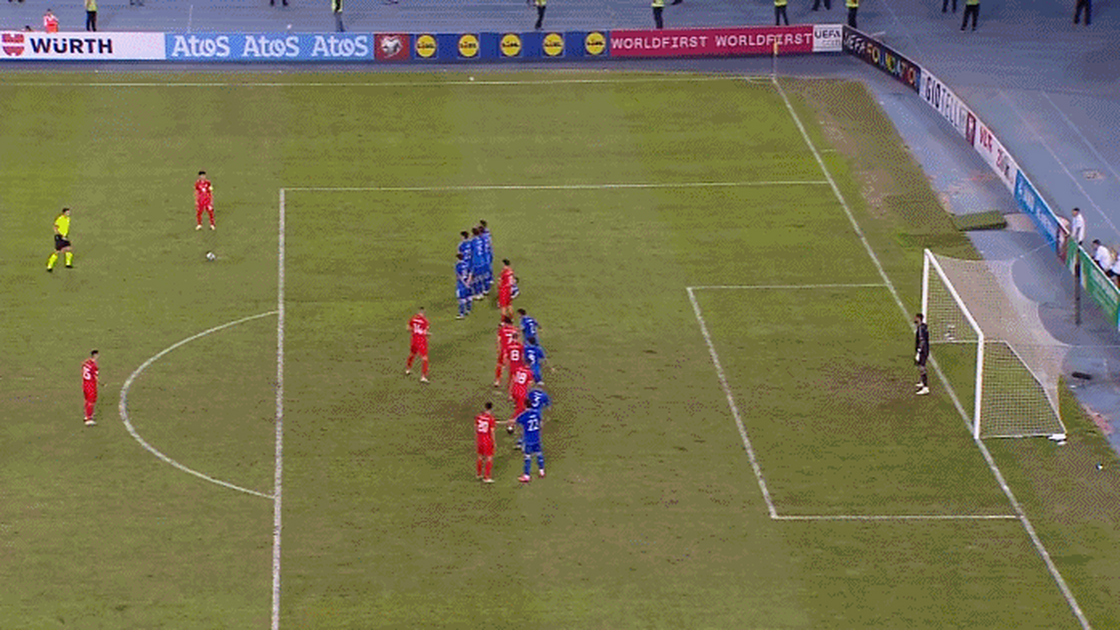 北马其顿队在欧预赛淘汰赛中凭借实力胜出 北马其顿队在欧预赛淘汰赛中凭借实力胜出