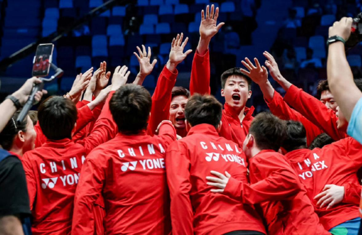 ETIENNE球员集中发挥,球队雄心勃发 ETIENNE球员集中发挥,球队雄心勃发