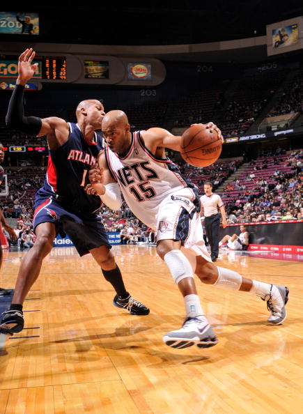 斯旺西城势如破竹,引领全场取胜 斯旺西城势如破竹,引领全场取胜