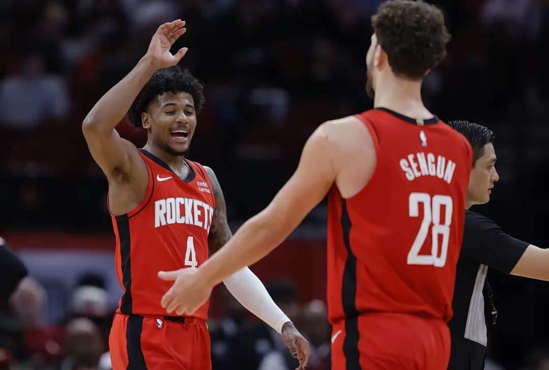 火箭遭遇76人逆转,再遭败绩 火箭遭遇76人逆转,再遭败绩