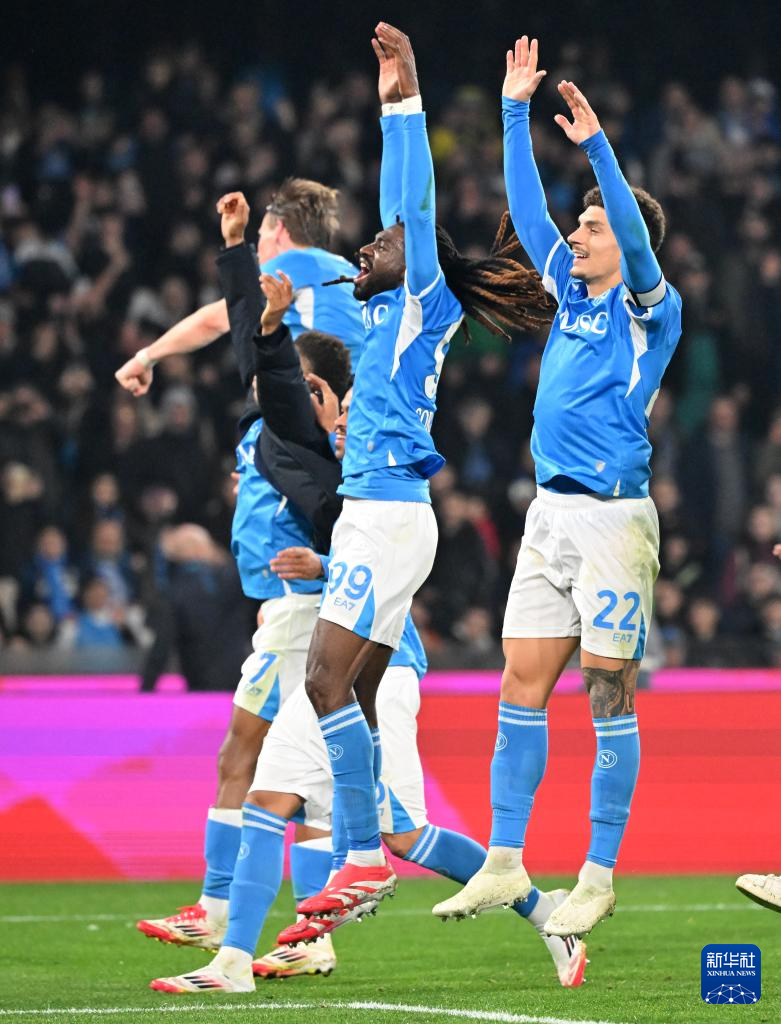 包含尤文图斯击败那不勒斯,取得赛季第一场胜利的词条 包含尤文图斯击败那不勒斯,取得赛季第一场胜利的词条