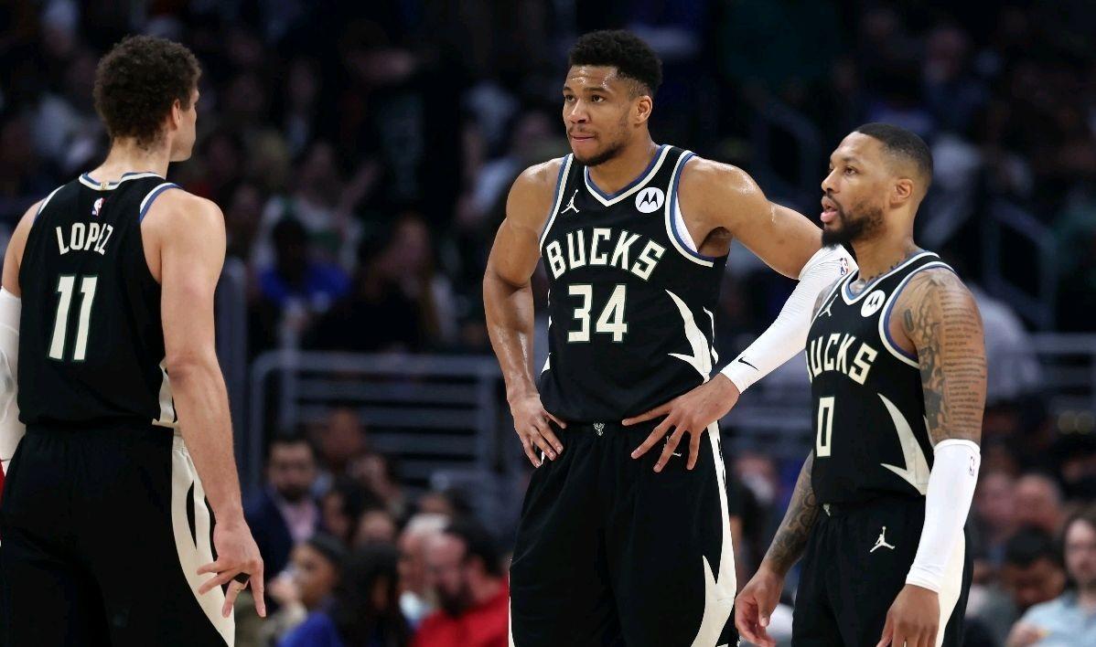 关于雄鹿近期状态低迷,遭遇连败的信息 关于雄鹿近期状态低迷,遭遇连败的信息