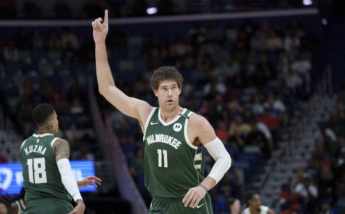 关于雄鹿近期状态低迷,遭遇连败的信息 关于雄鹿近期状态低迷,遭遇连败的信息