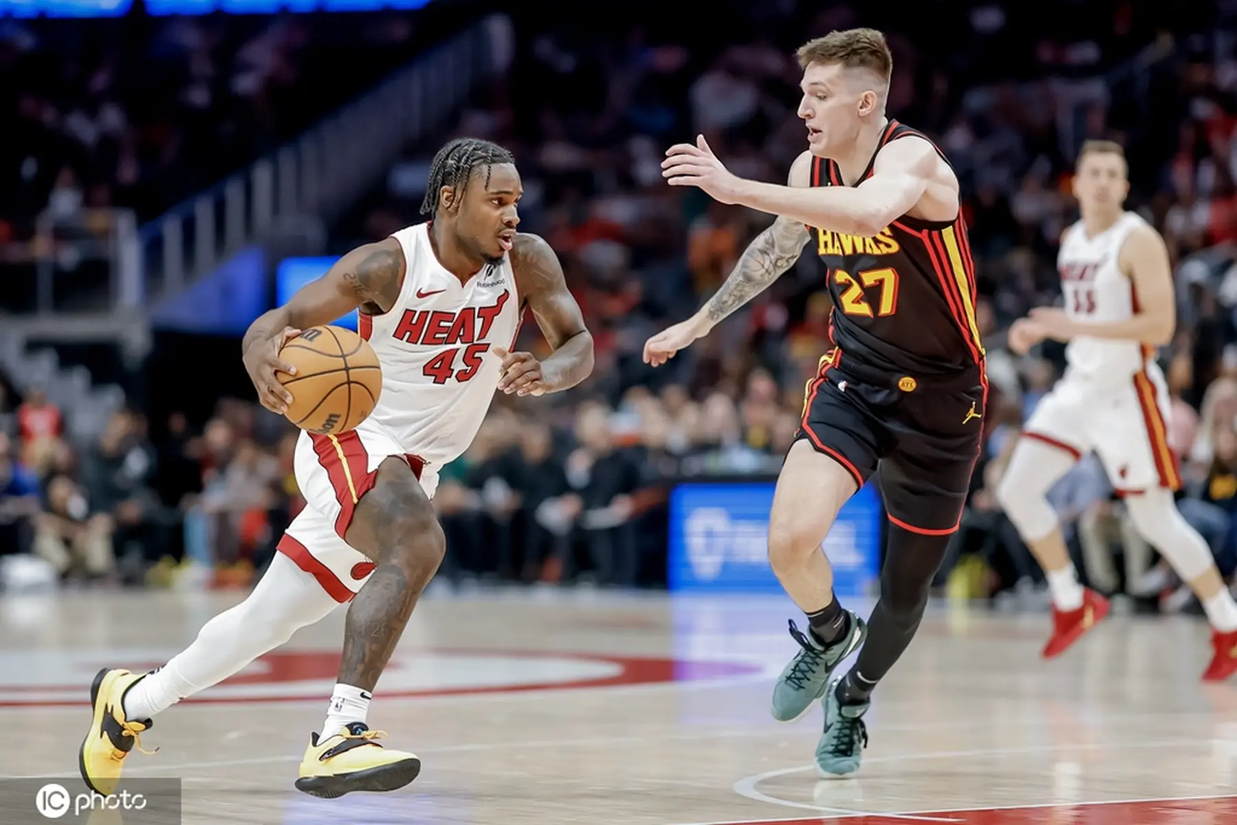 热火大胜老鹰，连胜止步三场